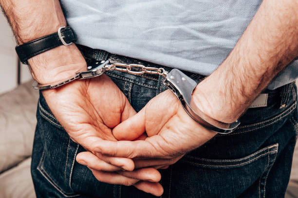 Homem é preso após invadir casa e atacar ex-sogros e ex-cunhadas na Grande BH