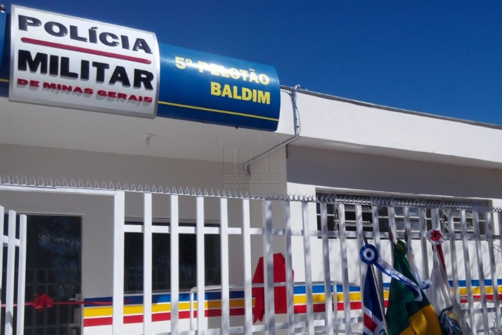 Operação policial flagra tráfico de drogas durante a madrugada em Baldim