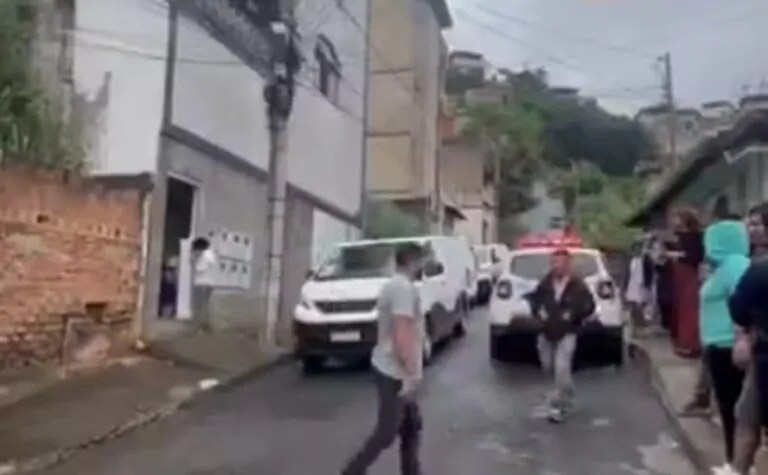 Homem é preso após matar pai, madrasta, irmãs e sobrinho em Juiz de Fora