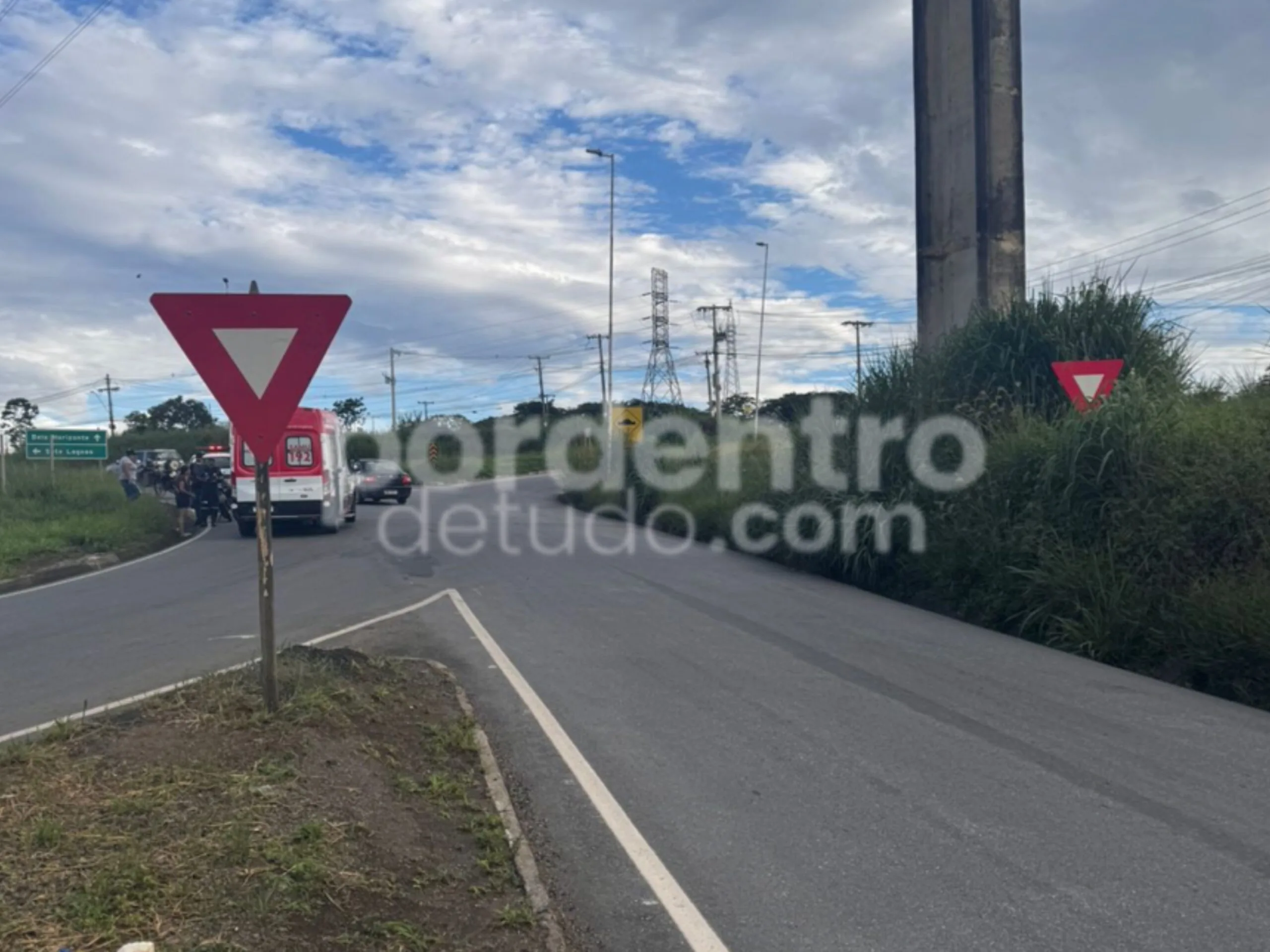 Colisão entre duas...