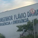 Jovem fica ferido...