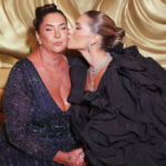 “Recalcada, louca e...