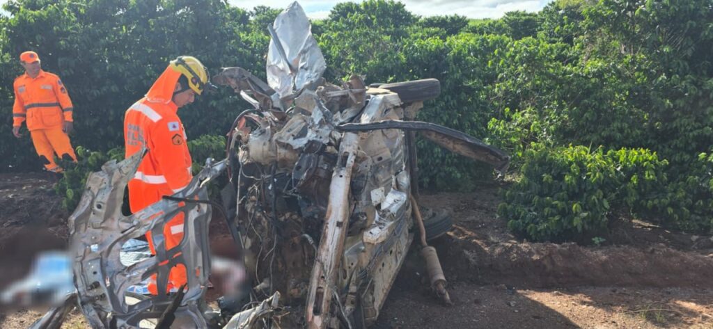 Motorista morre em grave colisão frontal na MGC-179, entre Alfenas e Machado