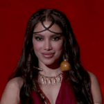 Anitta assume papel...