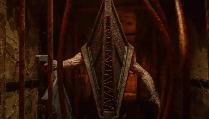 10400_terror-em-silent-hill-regresso-para-o-inferno-2026-cena-do-filme-com-pyramid-head-credito-bloo.jpeg