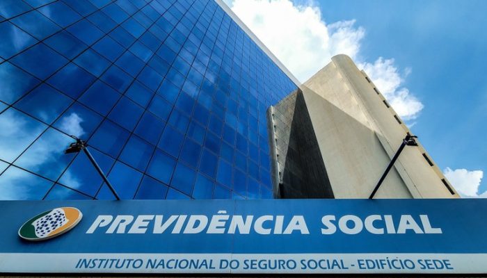 233-mil-beneficiarios-do-INSS-em-Minas-ja-receberam-devolucoes-apos-fraude.jpeg