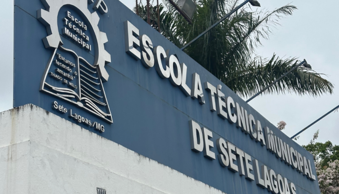 Escola-tecnica-1024x683-1.png