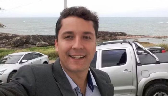 Filho-de-prefeito-que-morreu-em-queda-de-aviao-sera-velado-nesta-terca-5.jpg