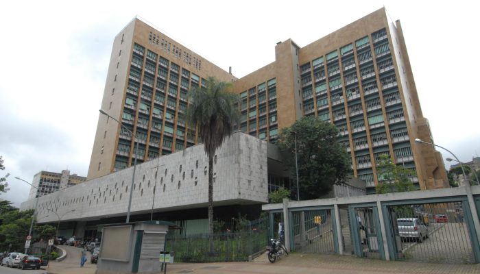 Hospital_Ipsemg_-_Renato_Cobucci-scaled.jpg