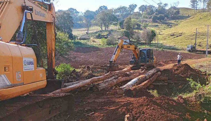 Ivaipora-e-Ariranha-do-Ivai-recuperam-ponte-danifi-01019156-0-202508301147.jpg