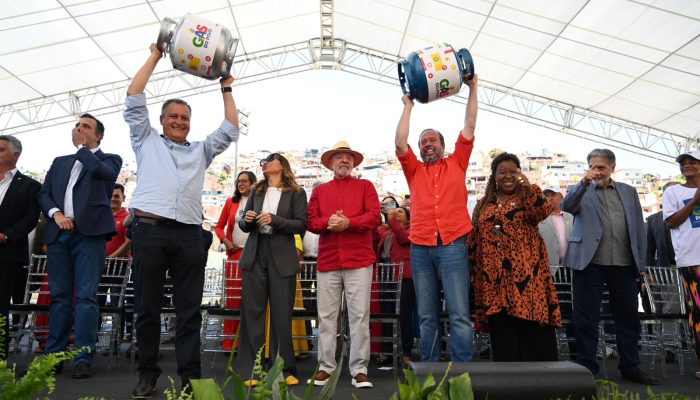 Programa-Gas-do-Povo-vai-beneficiar-mais-de-12-mi-de-familias-em-MG.jpeg