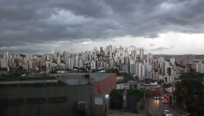 BH volta a ter previsão de chuva nesta terça-feira (16)