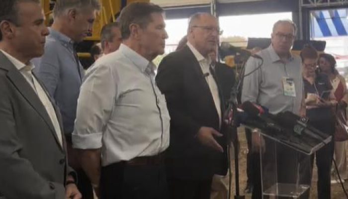 alckmin-anuncia-programa-de-credito-para-maquinario-agricola-na-feira-agrishow-1777228329804_v2_615x.jpeg