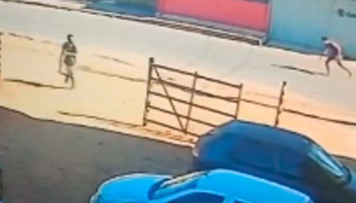 Câmeras de segurança captaram fuga dos criminosos / Foto: reprodução / Plantão Regional 24 horas