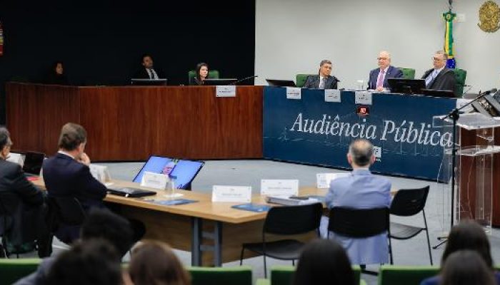 audiencia-publica-no-stf-sobre-as-emendas-parlamentares-impositivas-presidida-pelo-ministro-flavio-d.jpeg