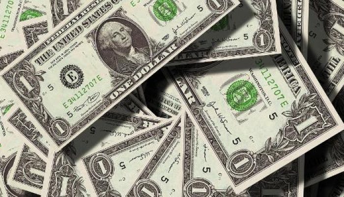 dolar-moeda-cambio-1747136538071_v2_615x300.jpg