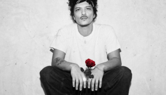 foto-pode-tomar-o-cpf-bruno-mars-anuncia-turne-internacional-e-exclui-o-brasil-430x323.png