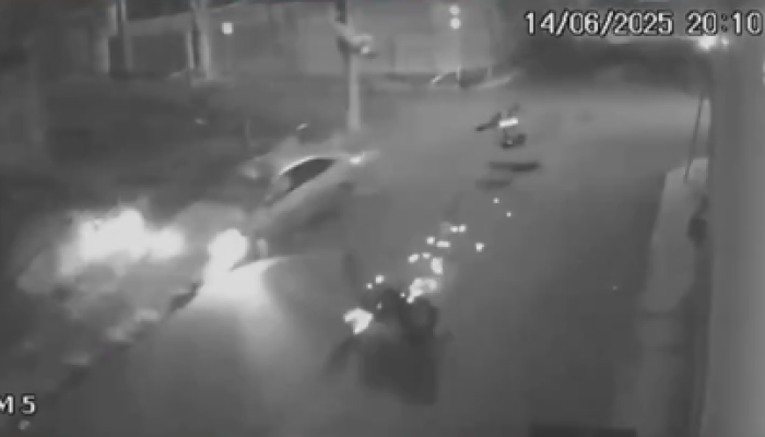 Cenas fortes: Motociclista é arremessado e morre após ser atingido por carro em BH - image 6