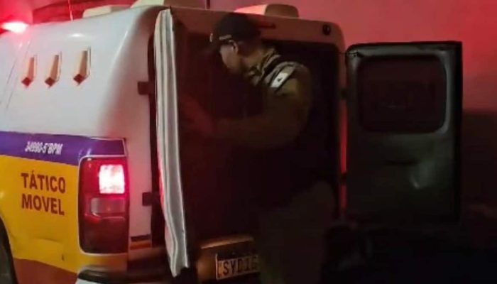 diferentes locais de Belo Horizonte para evitar a localização pelas autoridades