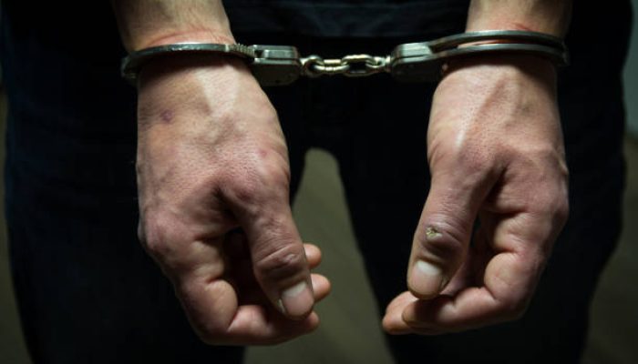 Homem é preso em BH suspeito de aliciar crianças e produzir conteúdo sexual infantil