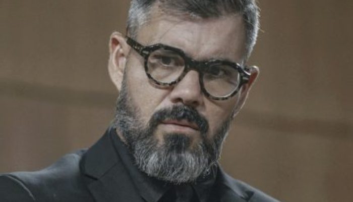 juliano-cazarre-430x323.jpg