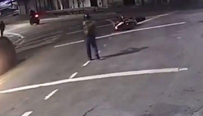 Adolescente morre ao tentar assaltar policial militar de folga em Taboão da Serra