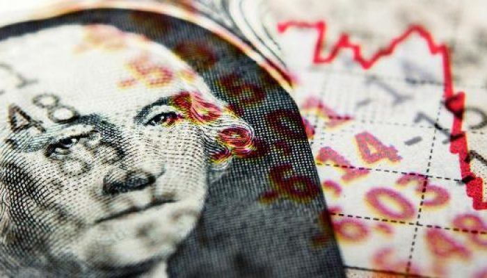 recessao-eua-crise-economica-grafico-queda-dolar-1655900437045_v2_615x300.jpg