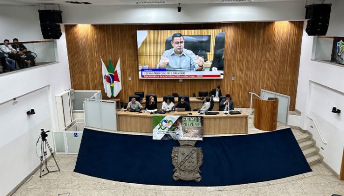 Durante o Seminário, o Secretário Municipal de Saúde, Jean Barrado, destacou a gravidade do problema no contexto municipal e a importância de ações integradas. Foto: Ascom PMSL.