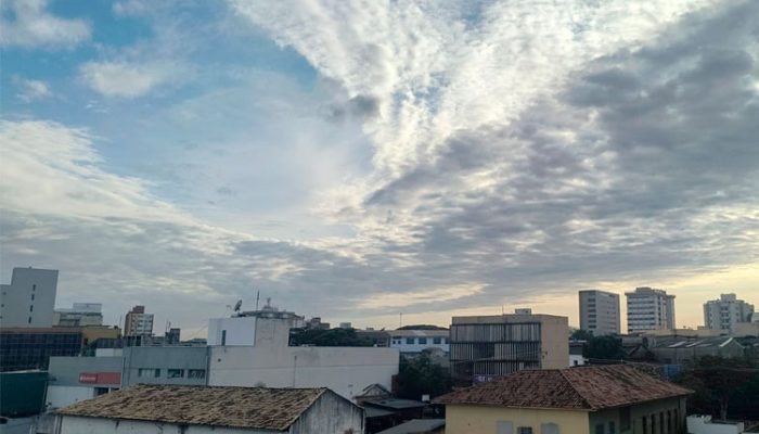 Previsão do tempo aponta dia típico de inverno. Crédito: Djhéssica Monteiro.
